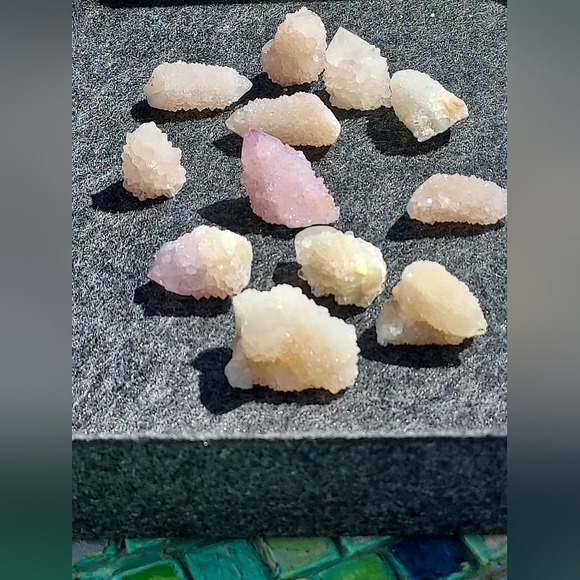 LOT! Spirit CrystalsyPineapple Quartz Crystals Purple Amethyst Quartz Crystals - Picture 7 of 16